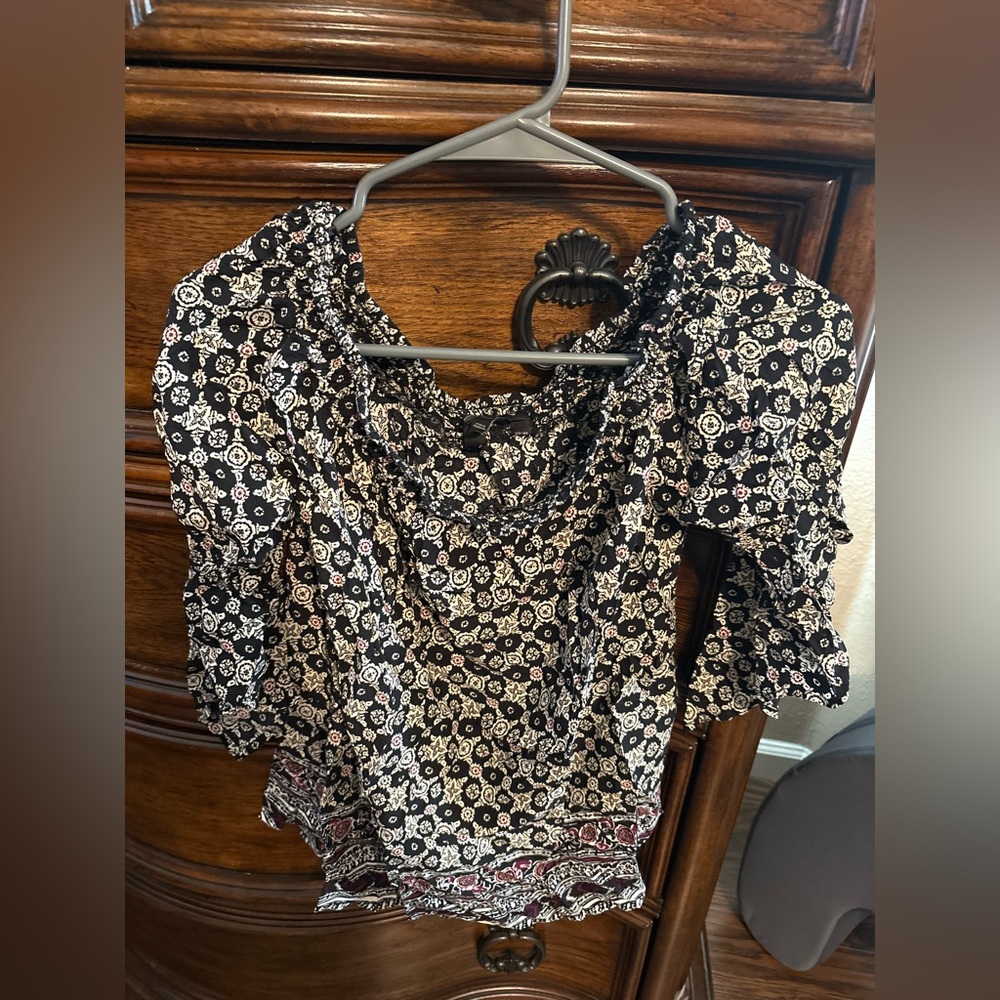 Express Black and White Floral Blouse